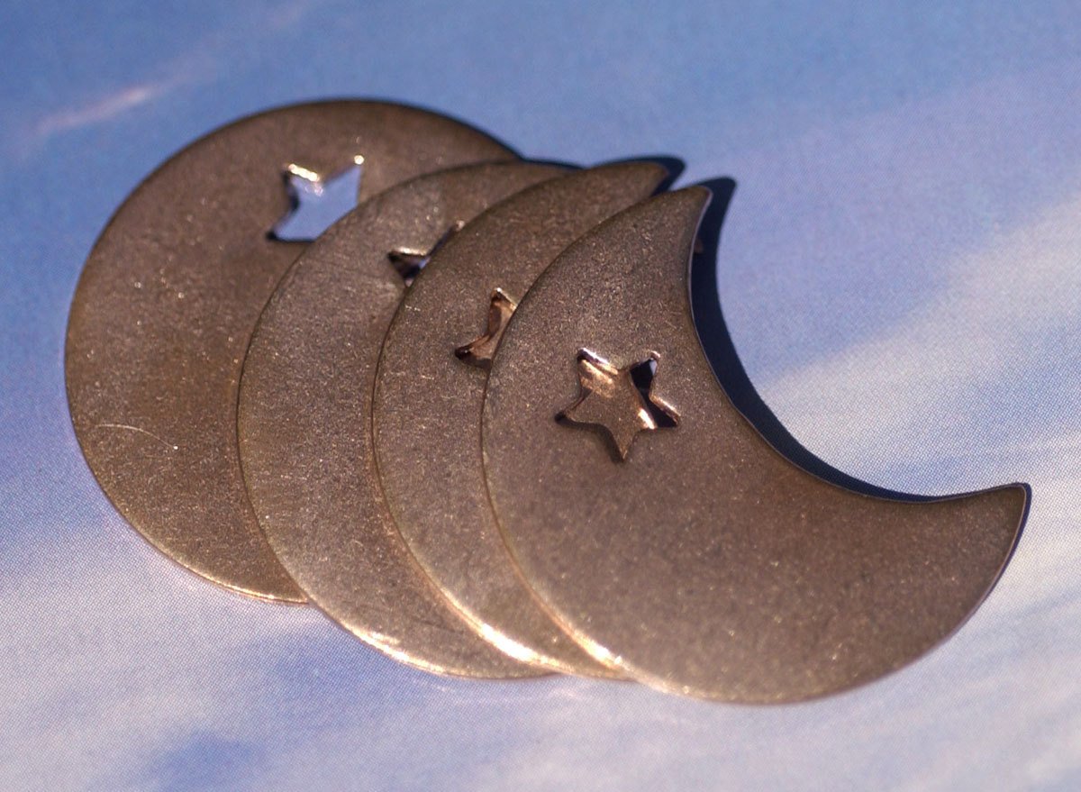 Copper or Brass or Bronze or Nickel Silver Moon with Star 20g Blanks Cutout for Enameling Stamping Texturing 3/4 inch (IZQ)  - 4 pieces